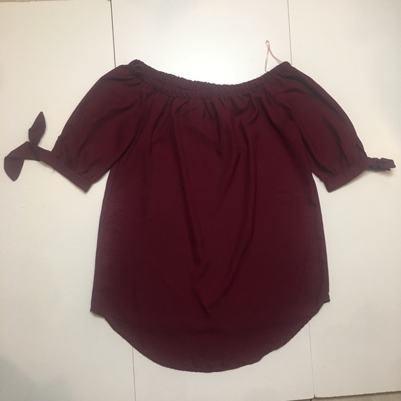 indulge Tops - Indulge blouse XL